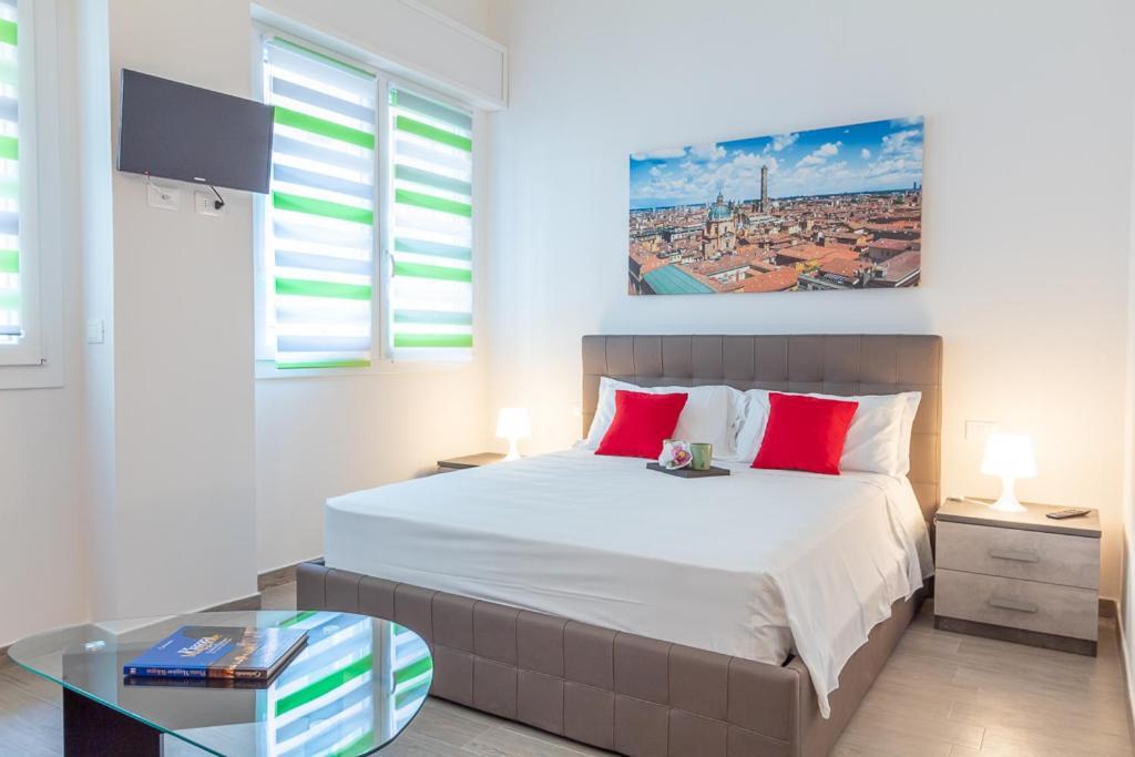 Realkasa Azzarita Flat Apartment Bologna Bagian luar foto