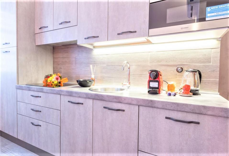 Realkasa Azzarita Flat Apartment Bologna Bagian luar foto